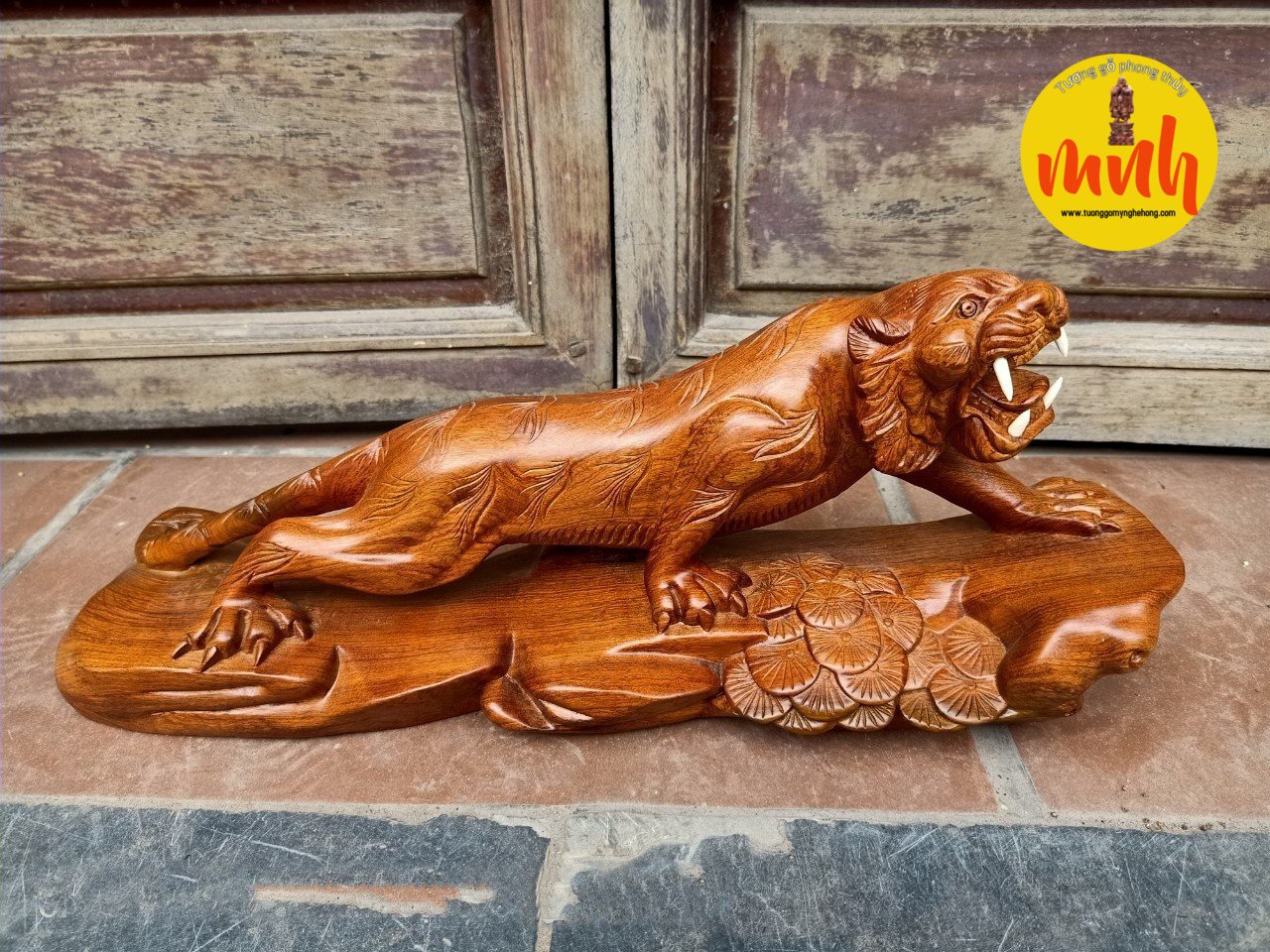 Tượng Chúa Sơn Lâm Gỗ Hương Đá Dài 50cm, 60cm